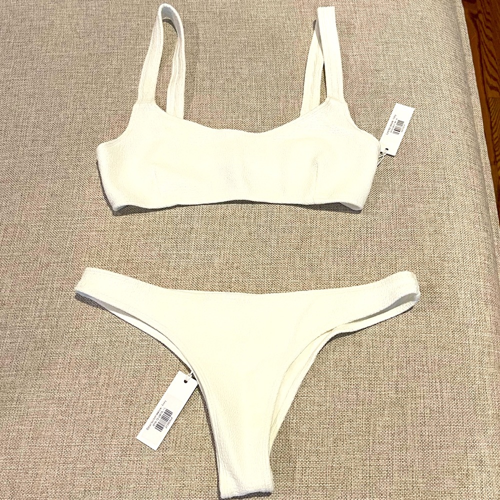 NWT Wanderlust Ivory color 2 piece swimsuit. Lara texture top, Dylan texture Btm